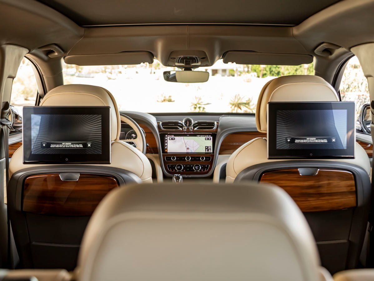 2023 Bentley Bentayga EWB Azure V8