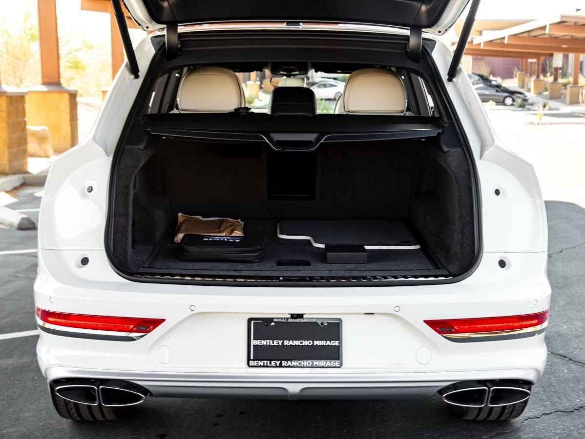 2024 Bentley Bentayga EWB Base