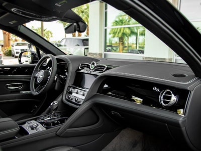 2025 Bentley Bentayga EWB Base
