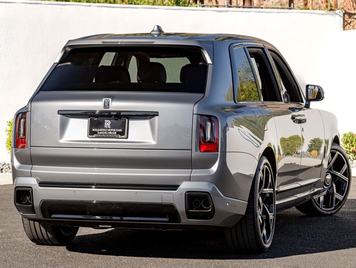 2027 Rolls-Royce Black Badge Cullinan