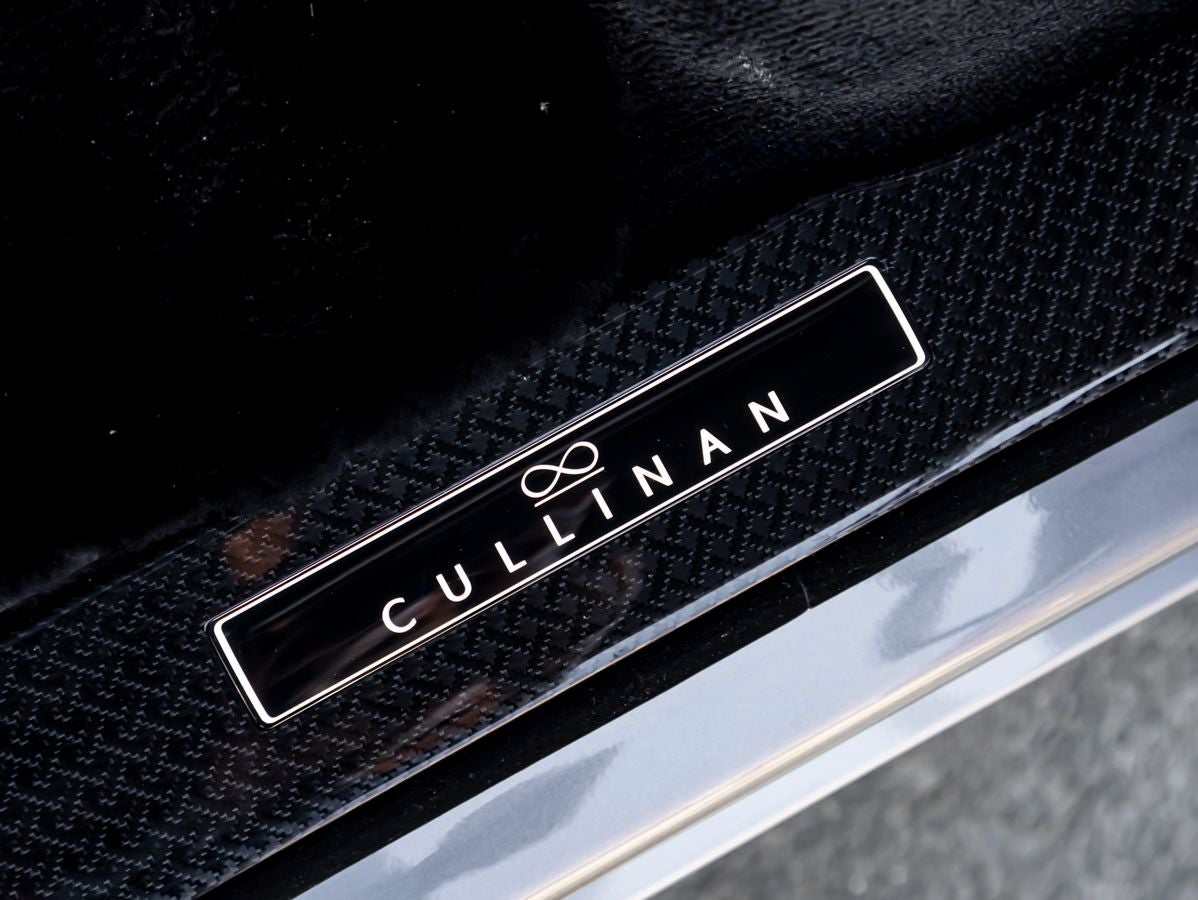2027 Rolls-Royce Black Badge Cullinan
