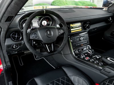 2015 Mercedes-Benz SLS AMG® GT Final Edition