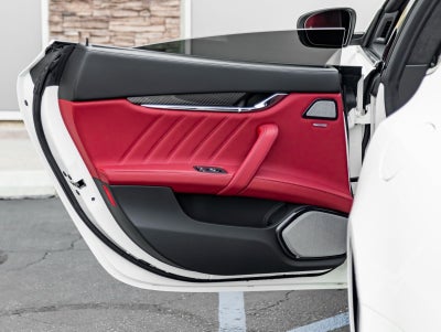 2023 Maserati Quattroporte Modena