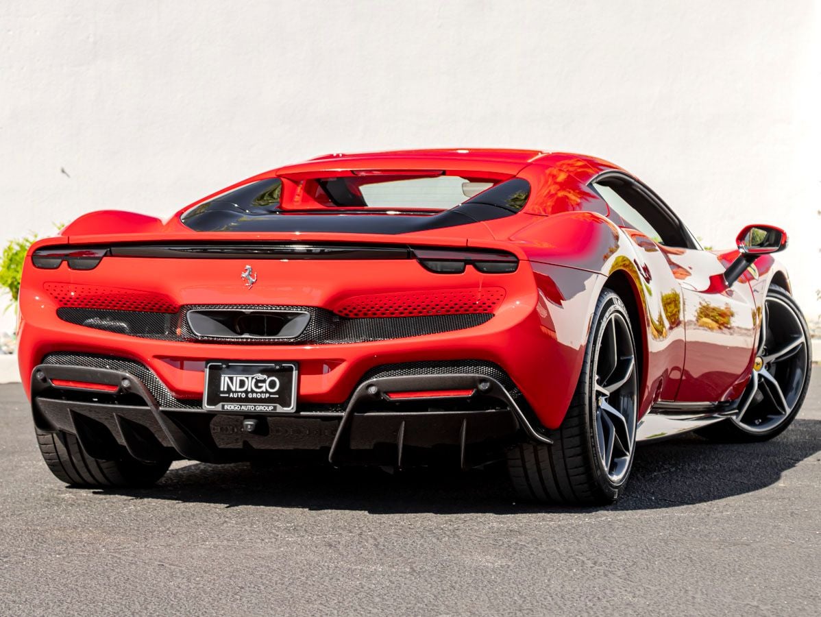 2024 Ferrari 296 GTS Base