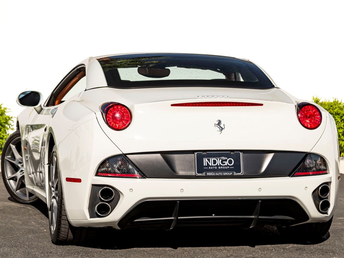 2010 Ferrari California Base