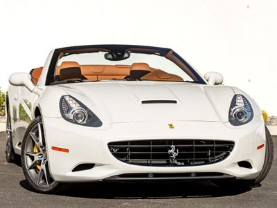 2010 Ferrari California Base