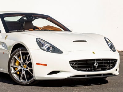 2010 Ferrari California Base