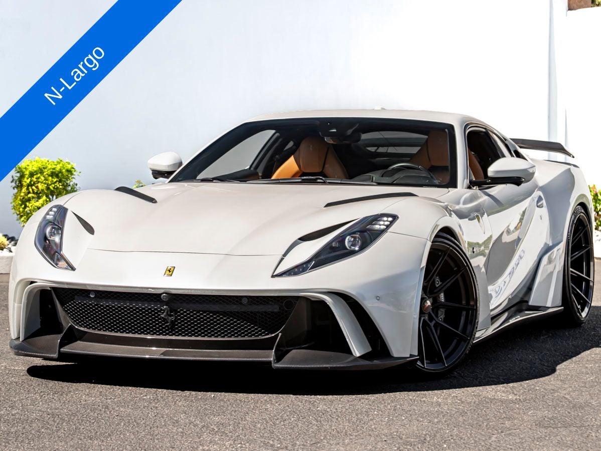 2020 Ferrari 812 Superfast Base