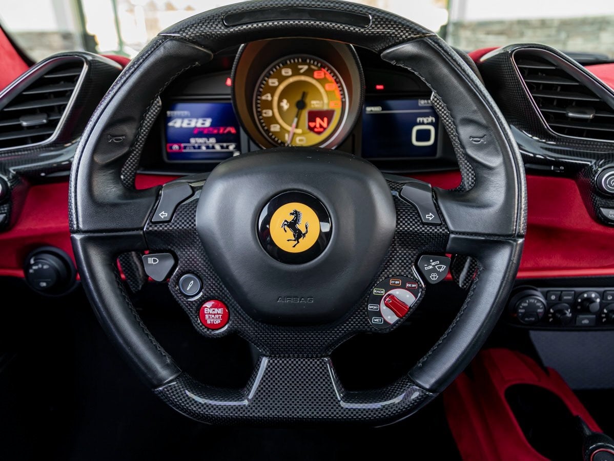 2020 Ferrari 488 Pista Base