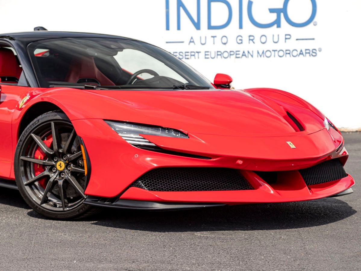 2022 Ferrari SF90 Stradale Base