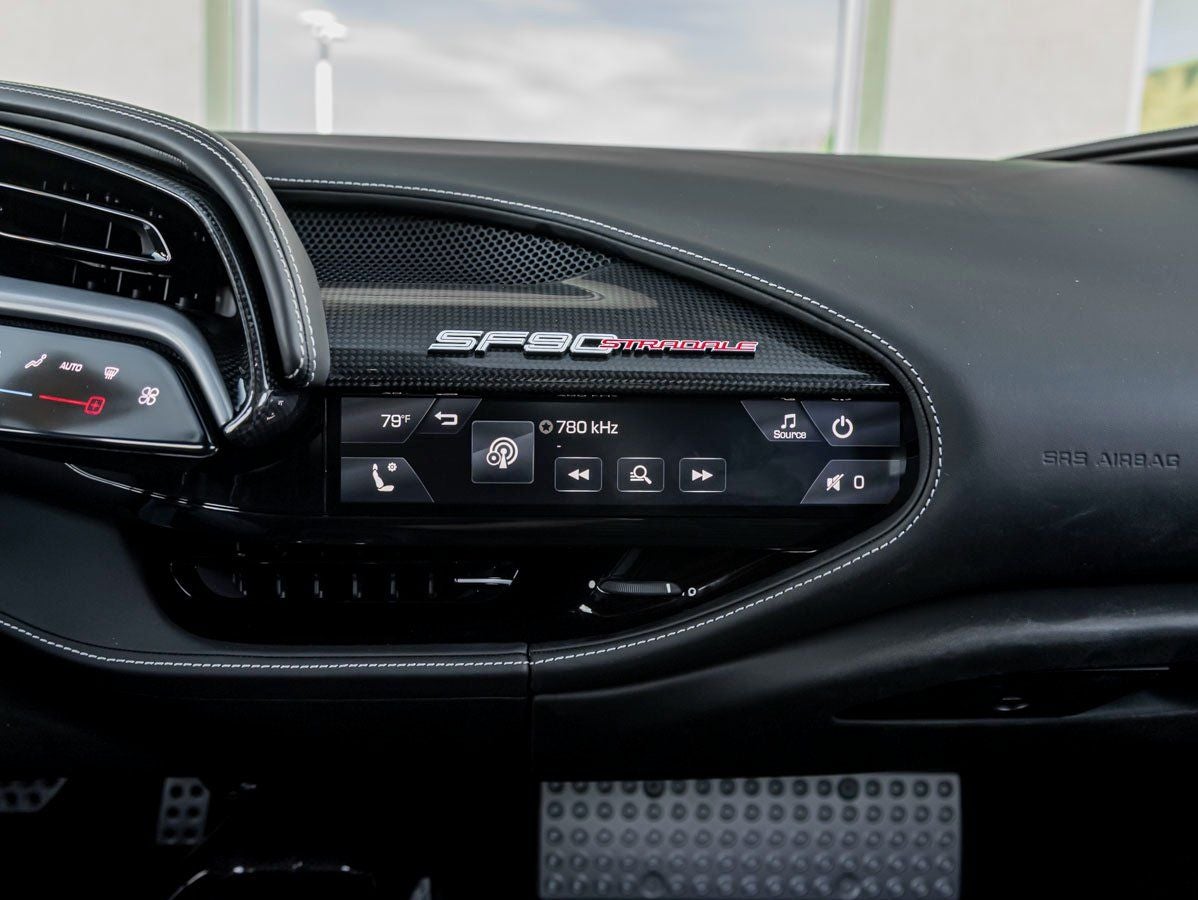 2023 Ferrari SF90 Stradale Base