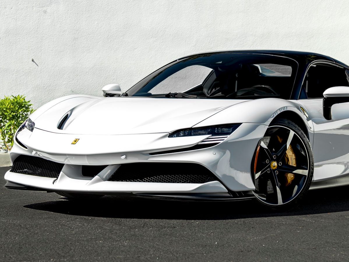2024 Ferrari SF90 Spider Base