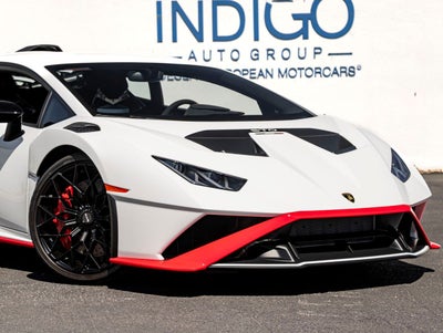 2024 Lamborghini Huracan STO Base