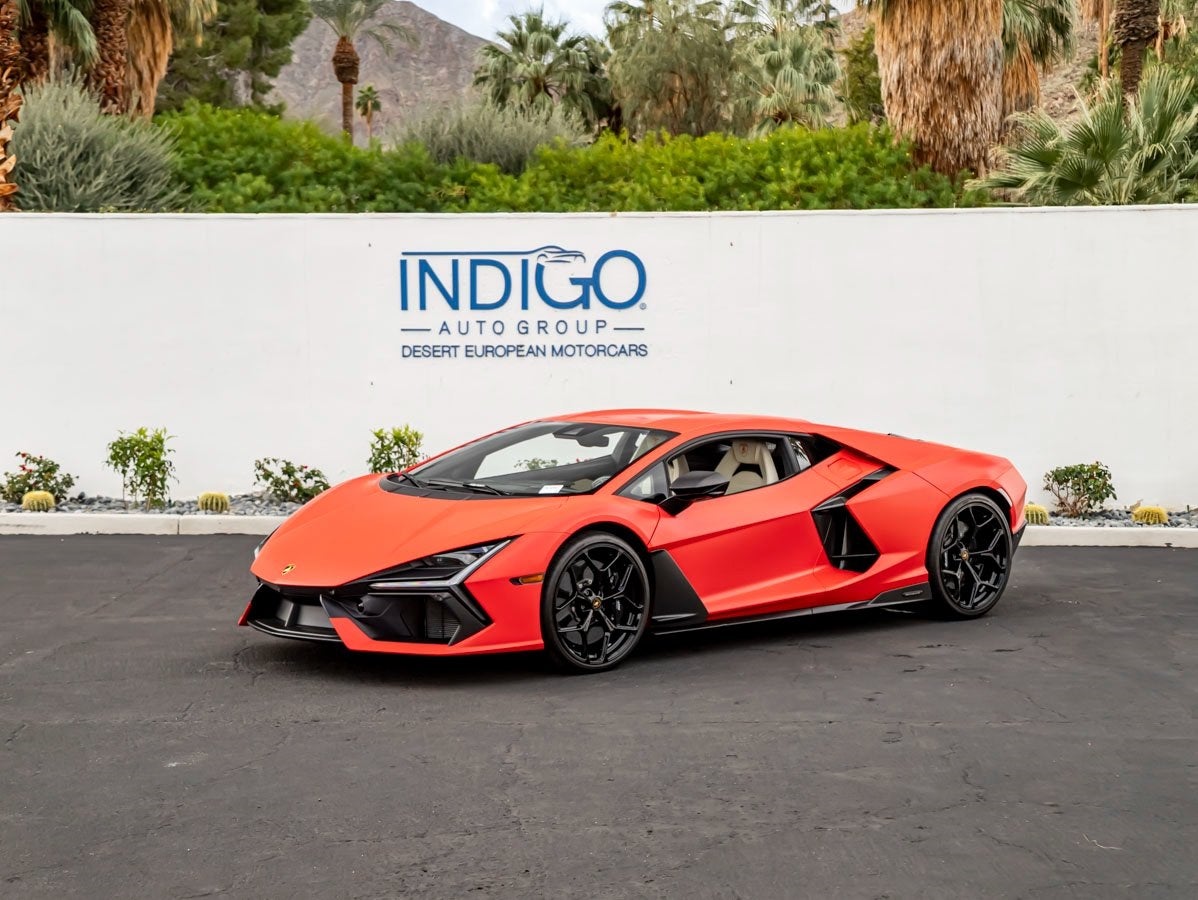 2024 Lamborghini Revuelto Base