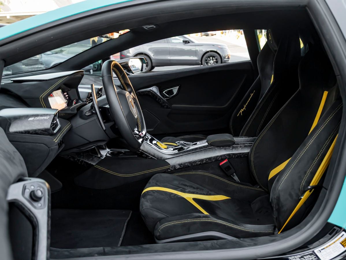 2019 Lamborghini Huracan Performante