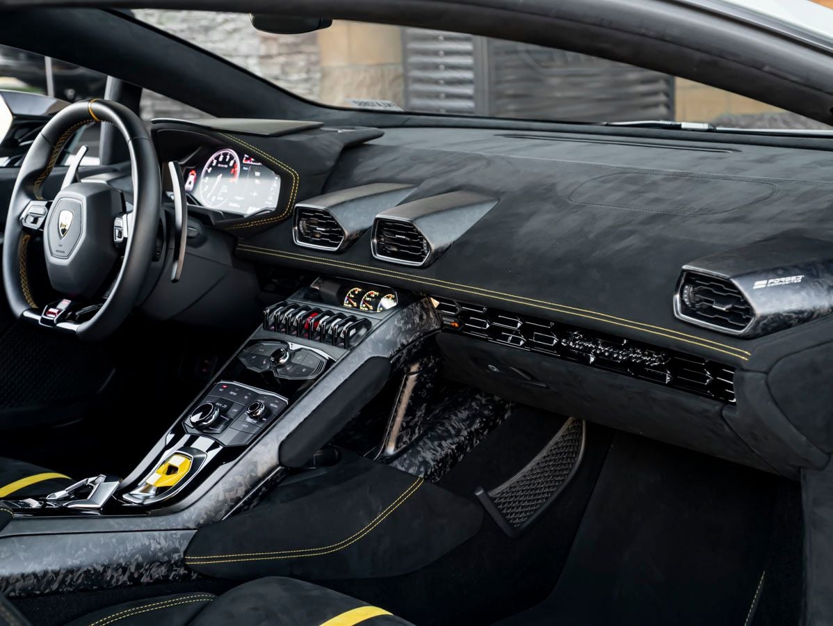 2019 Lamborghini Huracan Performante