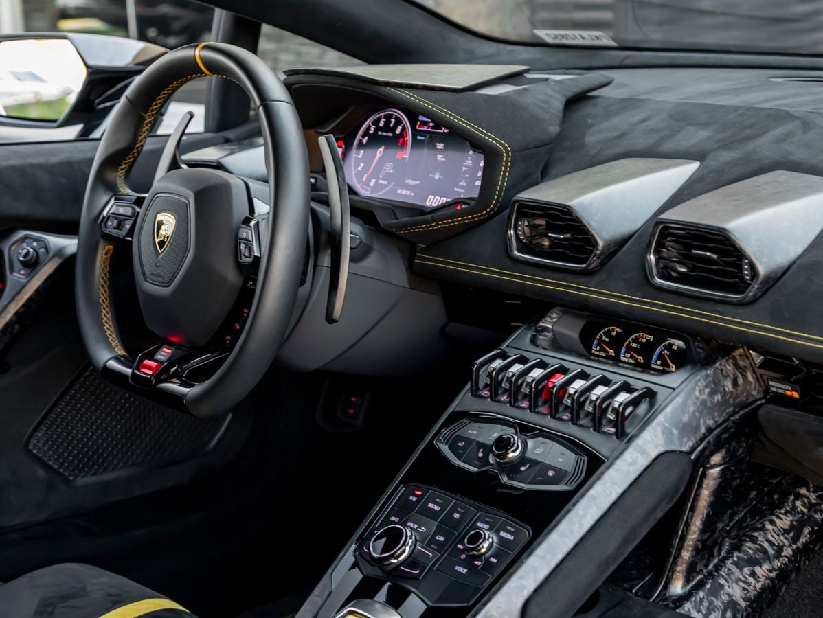 2019 Lamborghini Huracan Performante