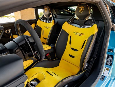 2022 Lamborghini Huracan EVO Base