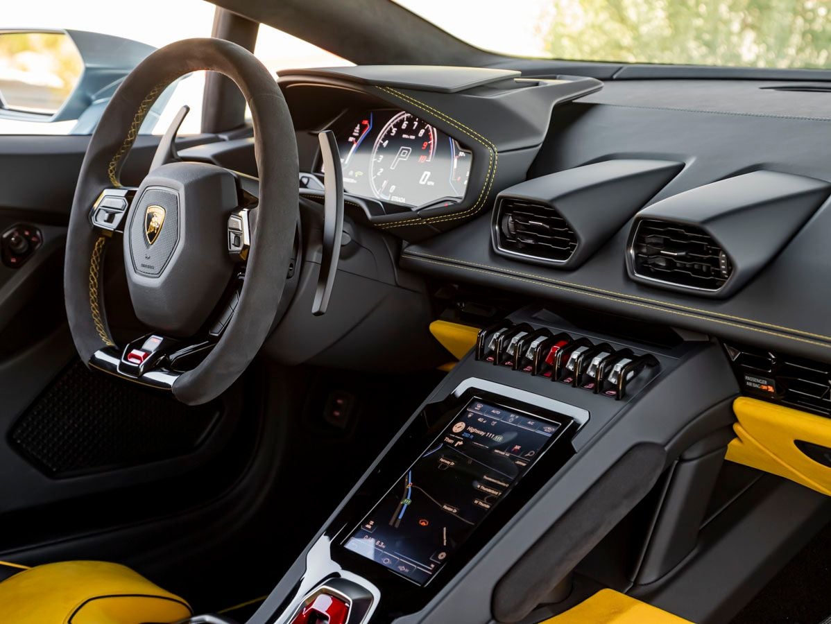 2022 Lamborghini Huracan EVO Base