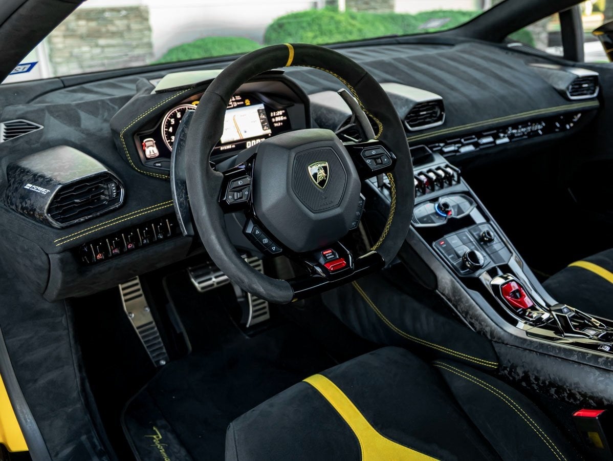 2019 Lamborghini Huracan Performante