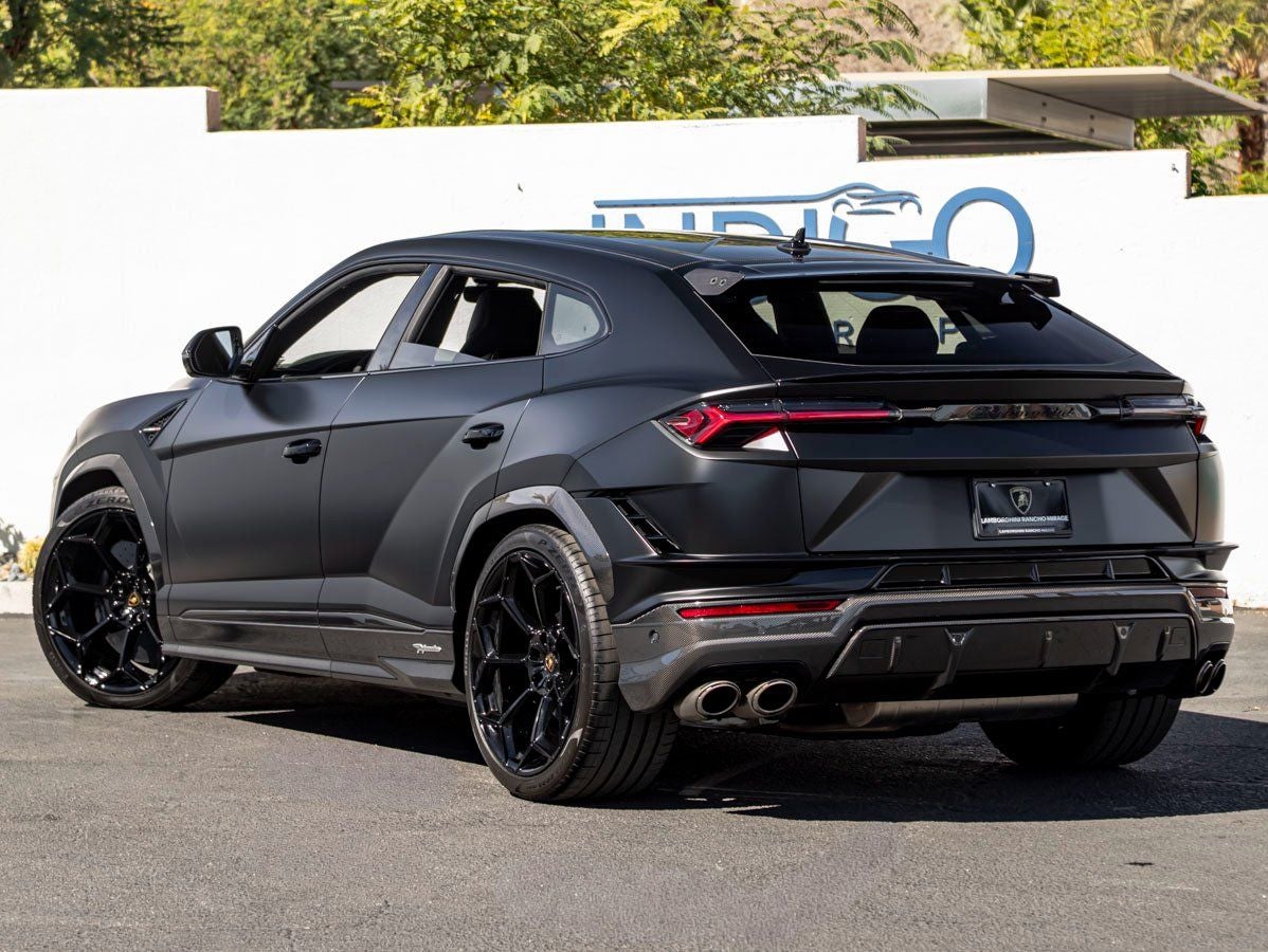 2023 Lamborghini Urus Performante