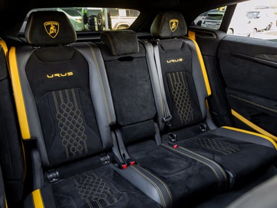2024 Lamborghini Urus Performante