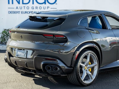 2025 Ferrari Purosangue Base