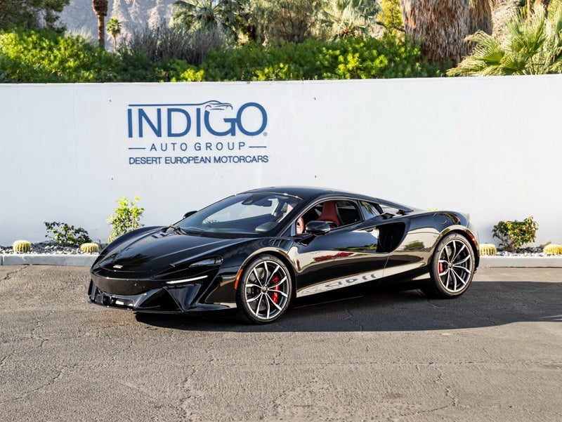 2025 McLaren Artura Techlux