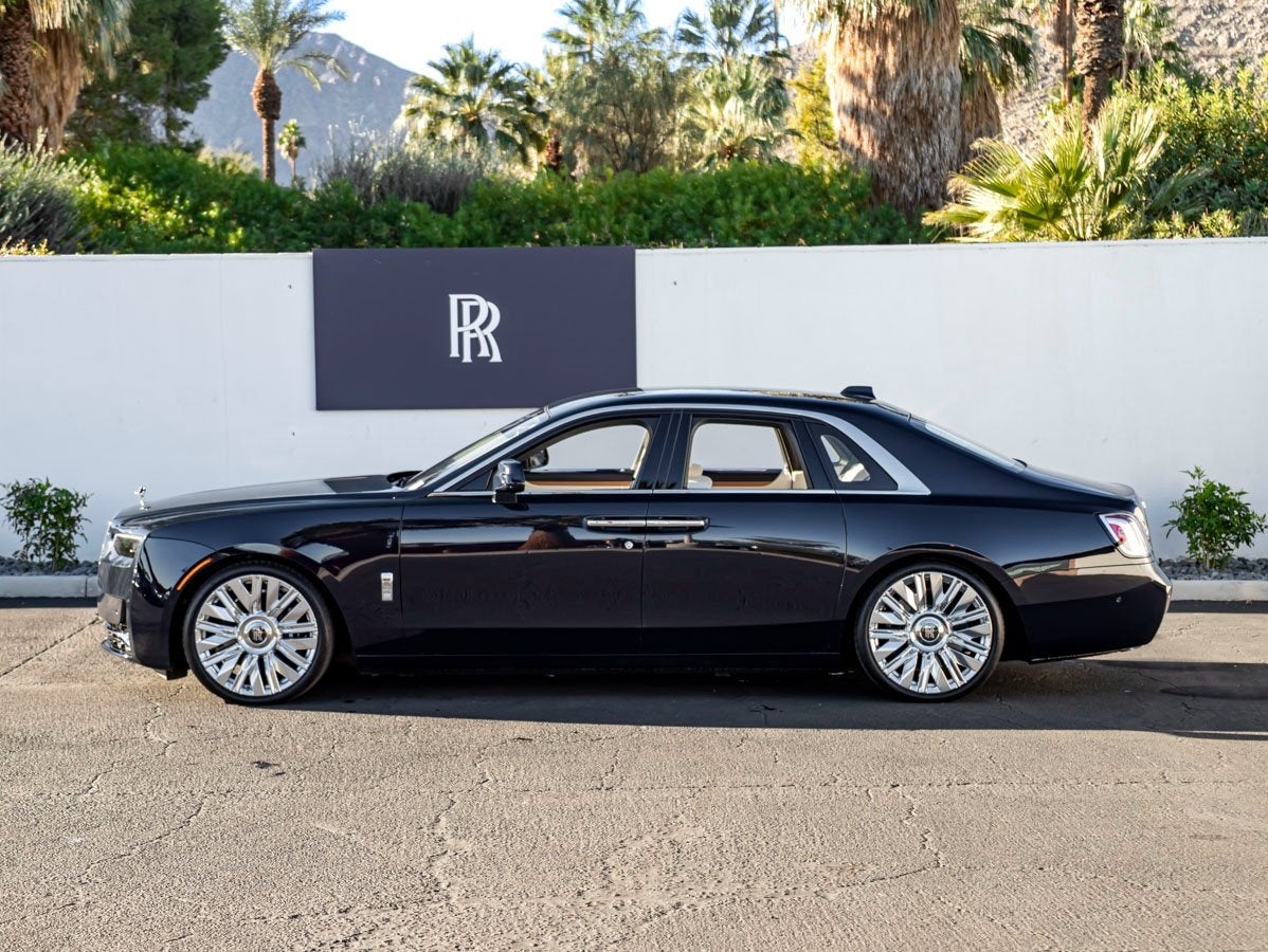 2025 Rolls-Royce Ghost 