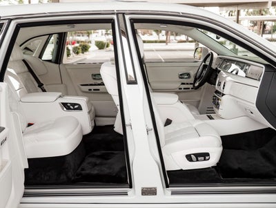 2026 Rolls-Royce Phantom 