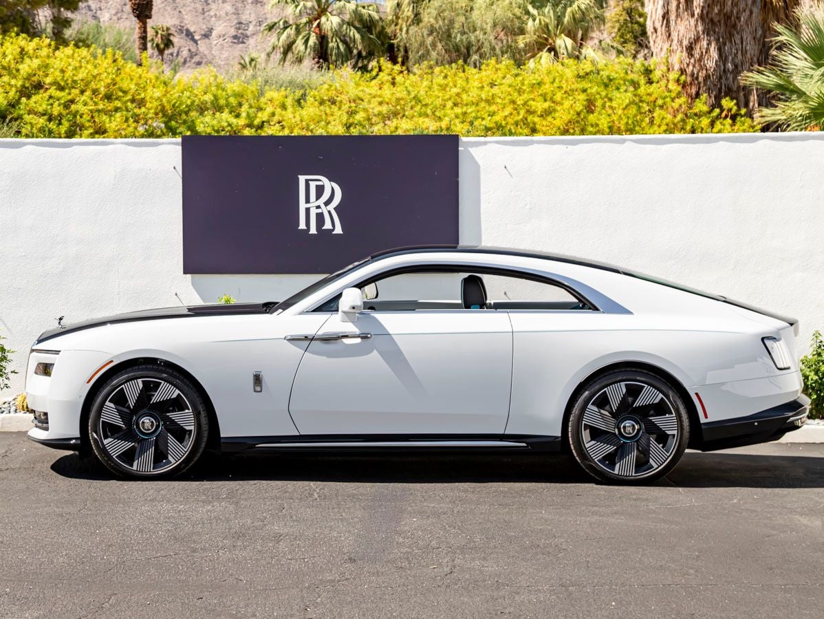 2025 Rolls-Royce Spectre 