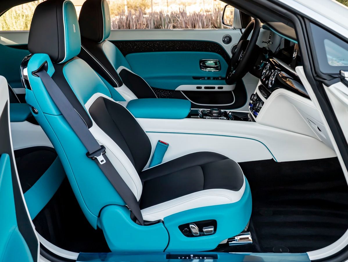 2025 Rolls-Royce Spectre 