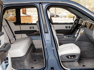 2026 Rolls-Royce Cullinan 