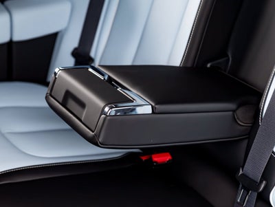 2027 Rolls-Royce Cullinan 