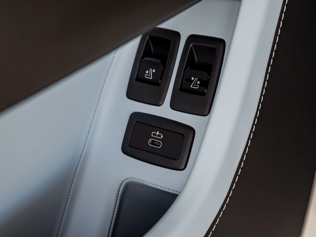 2027 Rolls-Royce Cullinan 