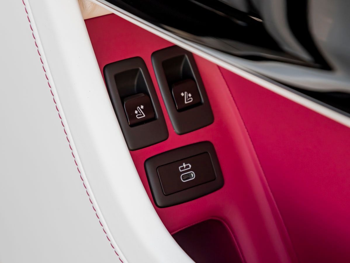 2027 Rolls-Royce Cullinan 