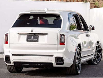 2027 Rolls-Royce Black Badge Cullinan