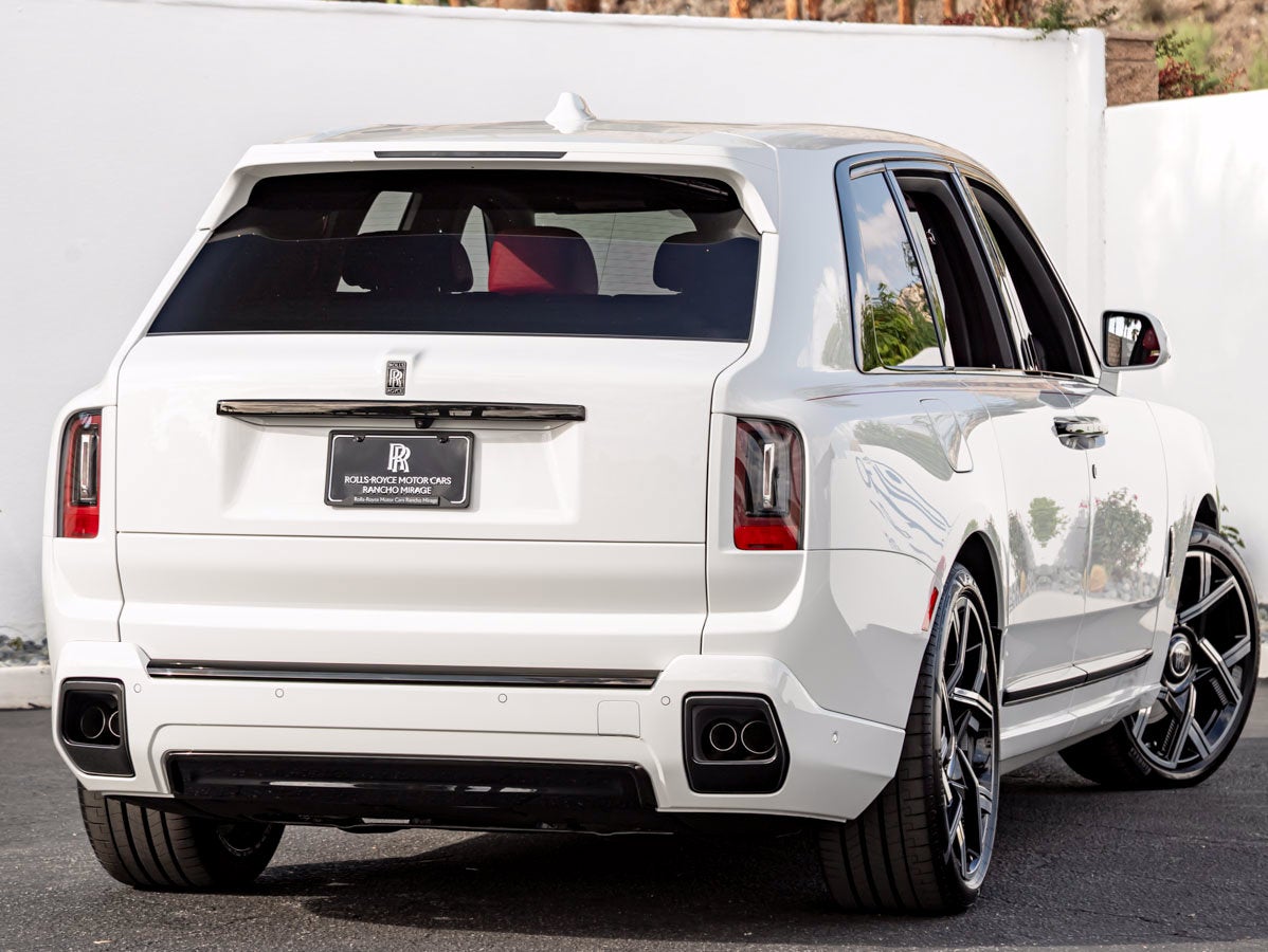 2027 Rolls-Royce Black Badge Cullinan