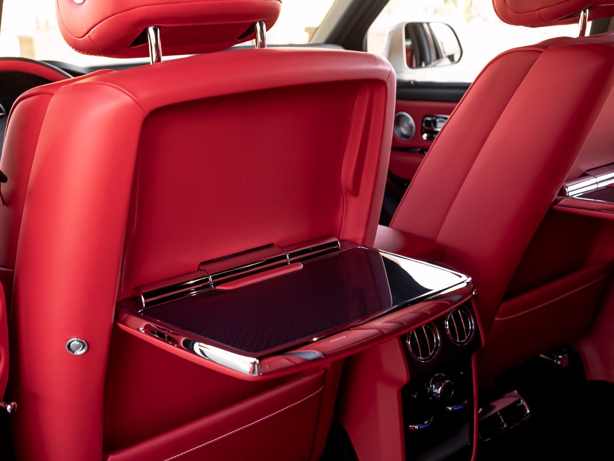 2027 Rolls-Royce Black Badge Cullinan