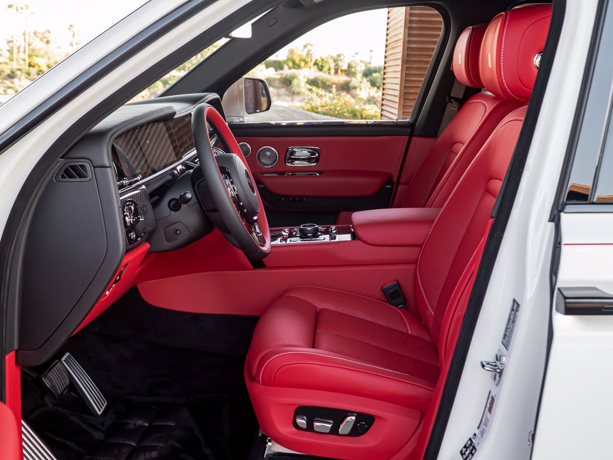 2027 Rolls-Royce Black Badge Cullinan