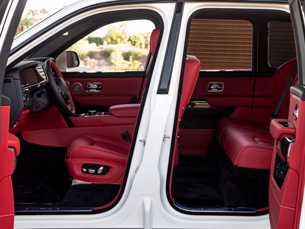 2027 Rolls-Royce Black Badge Cullinan