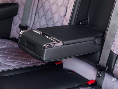2027 Rolls-Royce Black Badge Cullinan