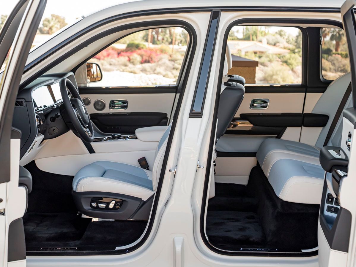 2026 Rolls-Royce Black Badge Cullinan