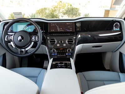 2026 Rolls-Royce Black Badge Cullinan