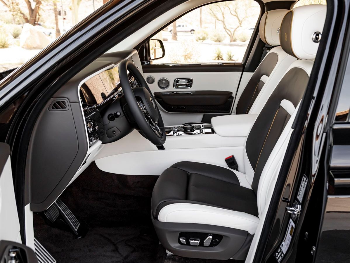 2026 Rolls-Royce Black Badge Cullinan