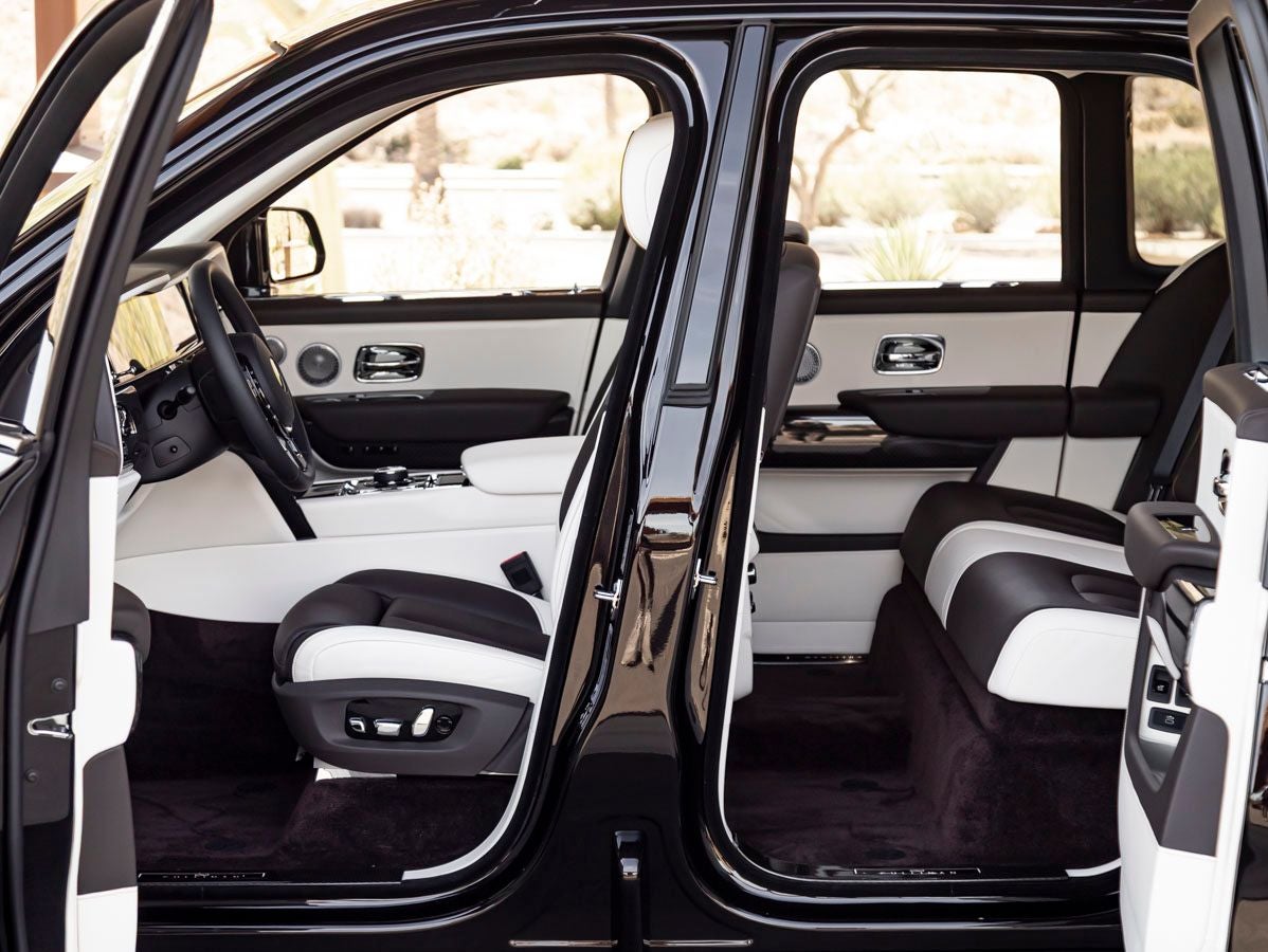 2026 Rolls-Royce Black Badge Cullinan