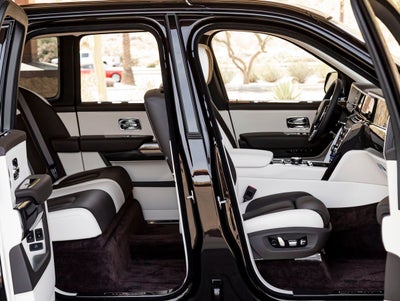 2026 Rolls-Royce Black Badge Cullinan