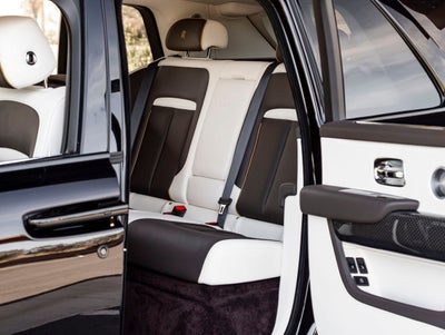 2026 Rolls-Royce Black Badge Cullinan