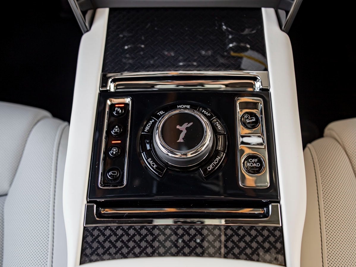 2026 Rolls-Royce Black Badge Cullinan