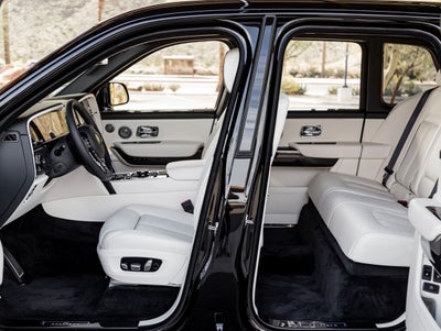 2026 Rolls-Royce Black Badge Cullinan